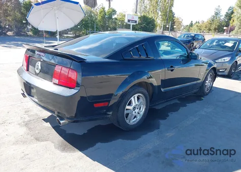 2007 Ford Mustang Gt Deluxe/Gt Premium z USA, uszkodzony, nr VIN 1ZVFT82H275363767